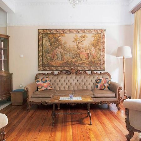 Neoclassical House In The Center Of Athene Buitenkant foto
