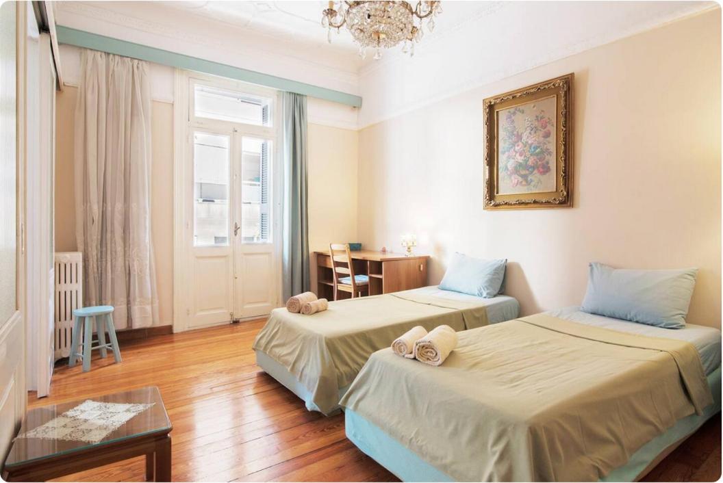 Neoclassical House In The Center Of Athene Buitenkant foto